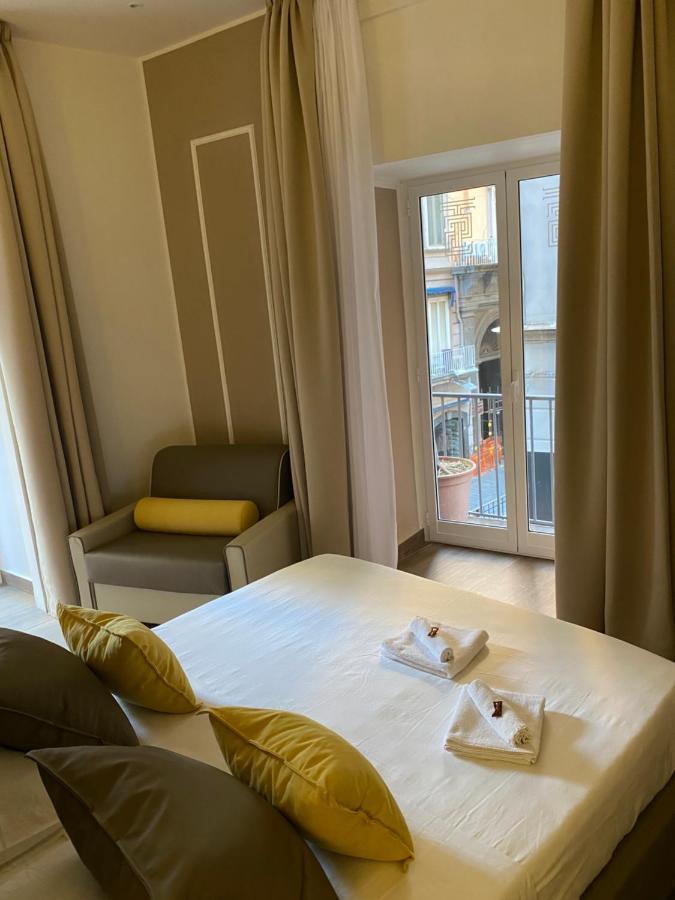 ナポリ Salotto Toledo Bed & Breakfast エクステリア 写真